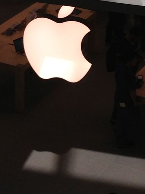 An Apple a day makes the world smaller, prettier, and cooler Internet reality