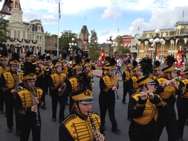 Disney consistently delivers world class customer service world class customer service