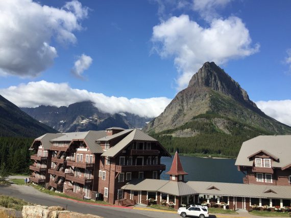 Many Glacier Hotel