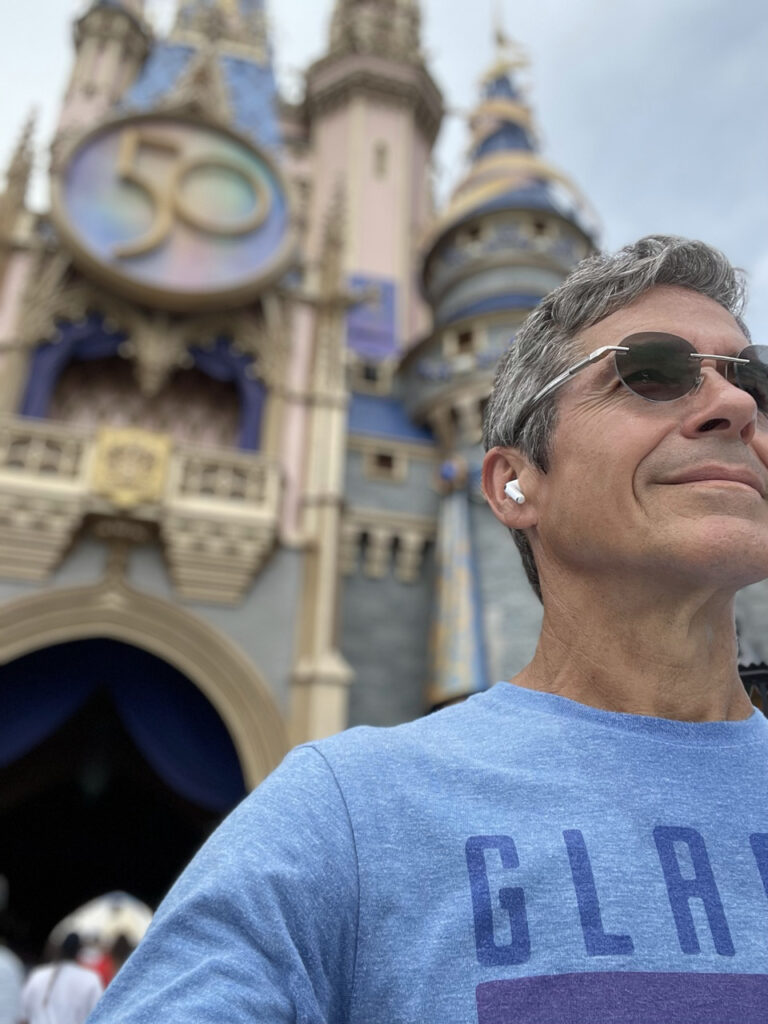 Disney Customer Service consultant and teacher