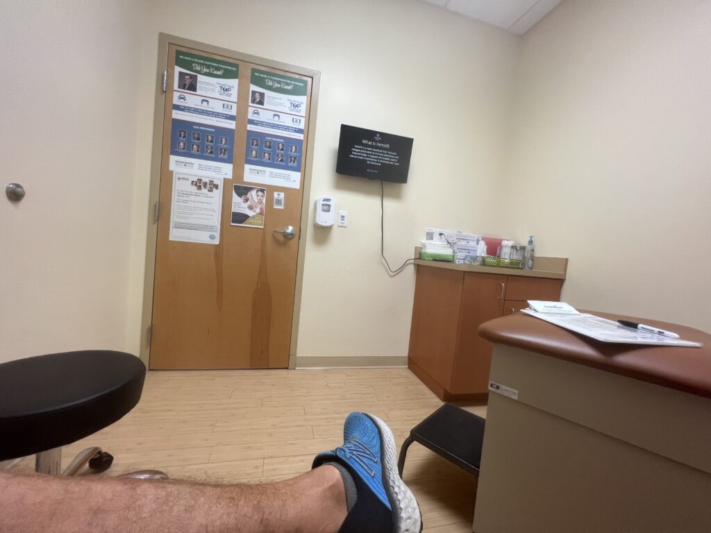 physician's room for medical checkup